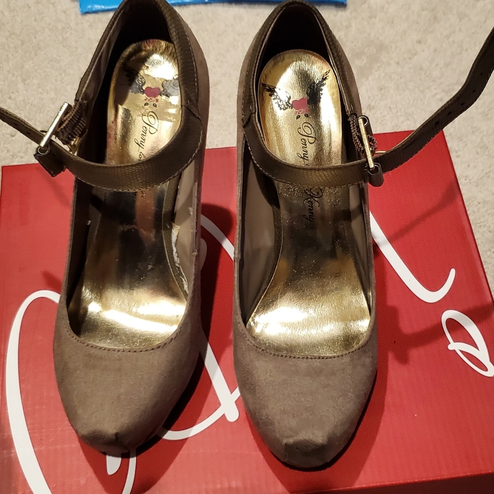 Shoes